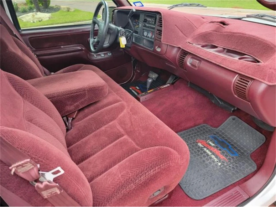 1995 Chevrolet C/K 4th Gen - Image 11 of 30