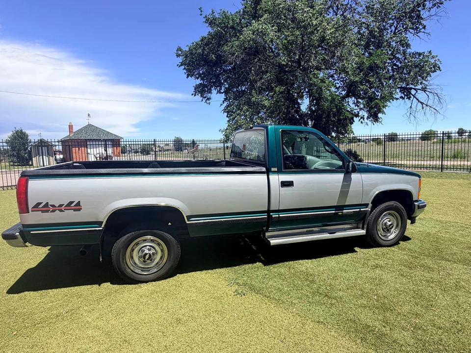 1995 Chevrolet C/K 4th Gen - Image 8 of 31