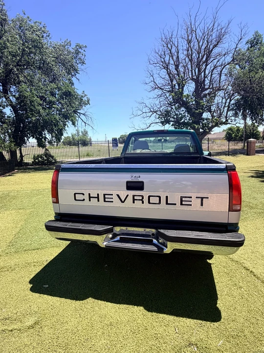 1995 Chevrolet C/K 4th Gen - Image 10 of 31