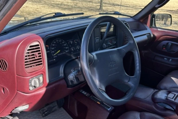 1995 Chevrolet C/K 4th Gen - Image 5 of 7