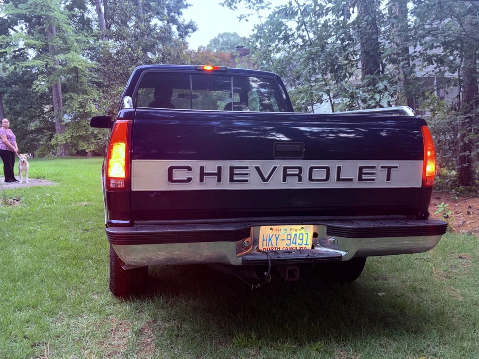 1995 Chevrolet Silverado - Image 11 of 31