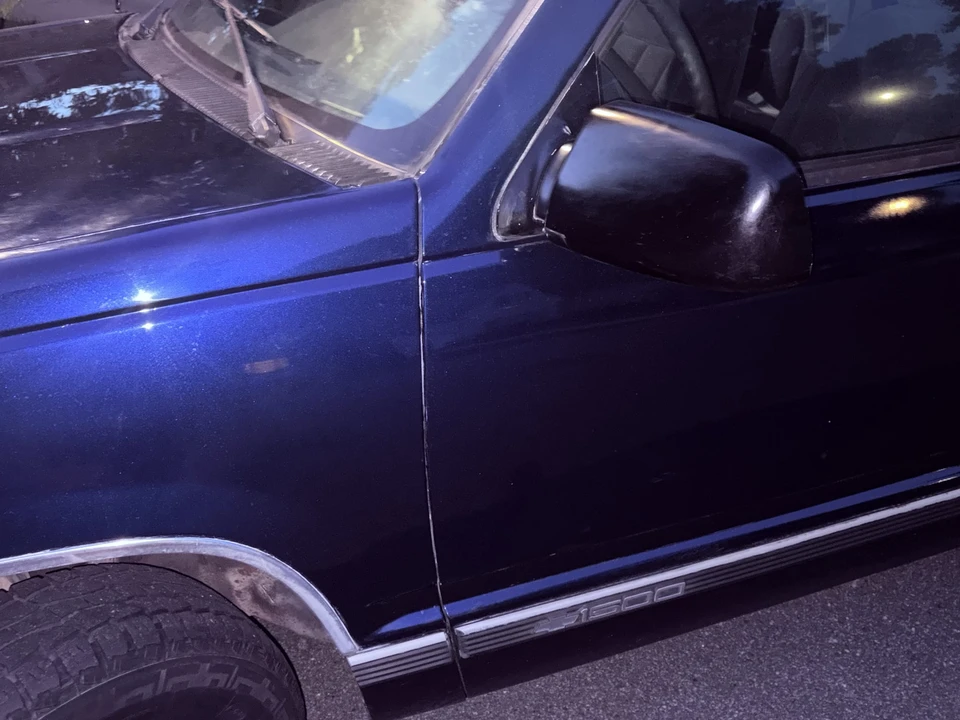 1995 Chevrolet Silverado - Image 29 of 31