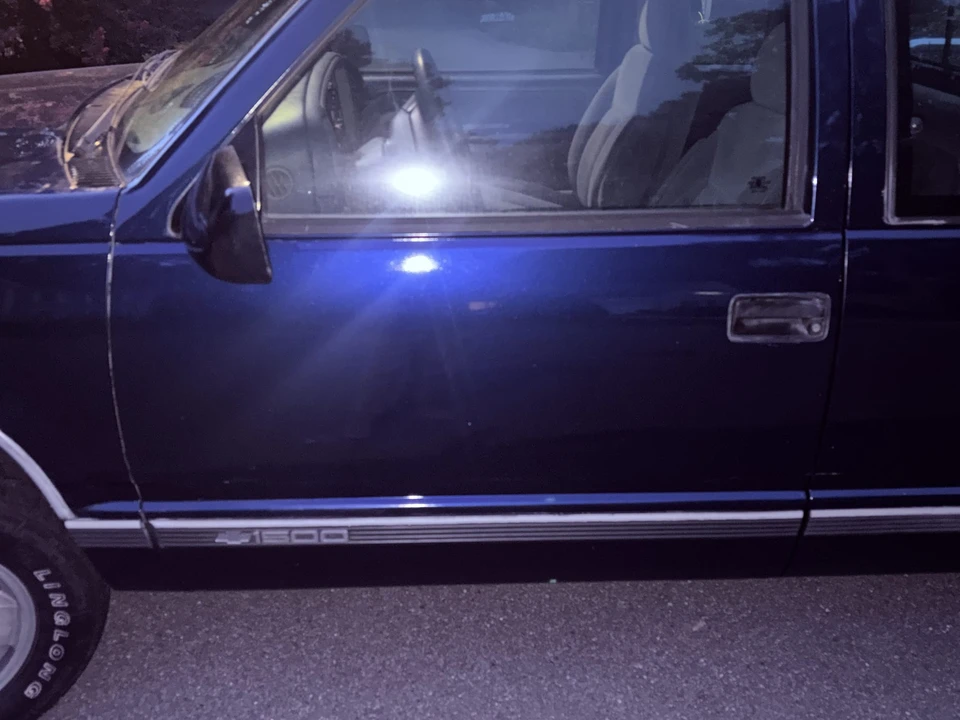 1995 Chevrolet Silverado - Image 20 of 31