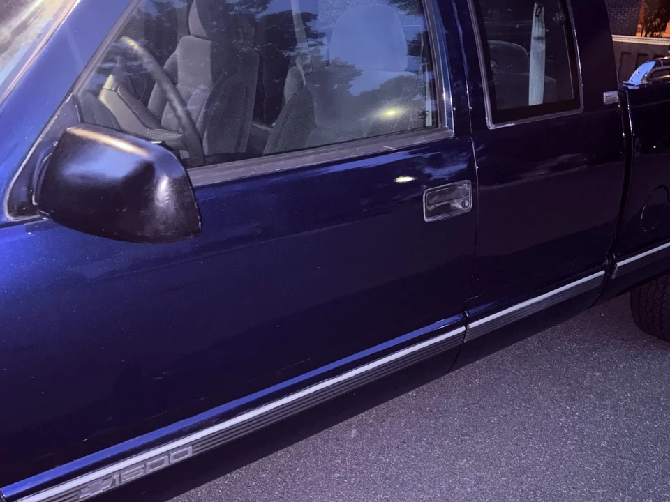 1995 Chevrolet Silverado - Image 19 of 31