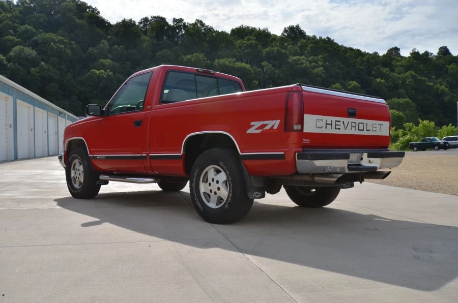 1995 Chevrolet C/K 4th Gen - Image 2 of 10