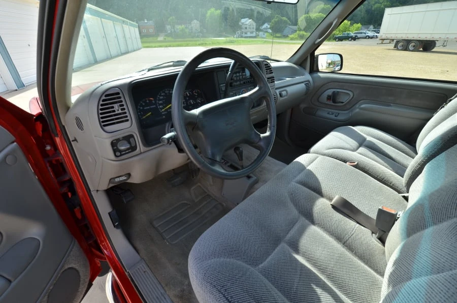 1995 Chevrolet C/K 4th Gen - Image 3 of 10