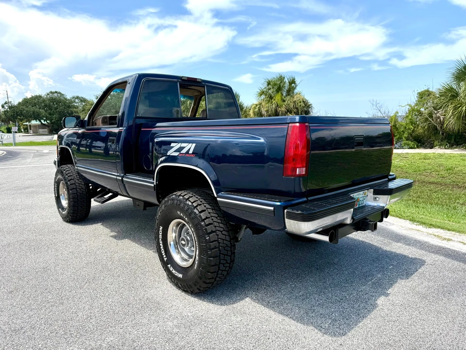 1995 Chevrolet C/K 4th Gen - Image 24 of 31