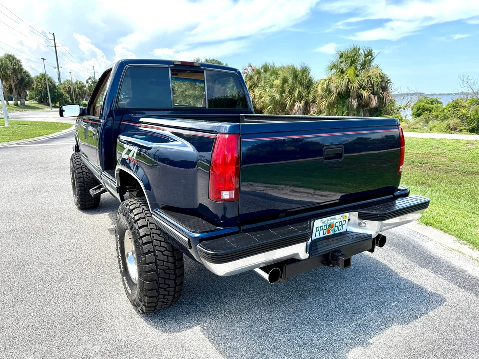 1995 Chevrolet C/K 4th Gen - Image 20 of 31