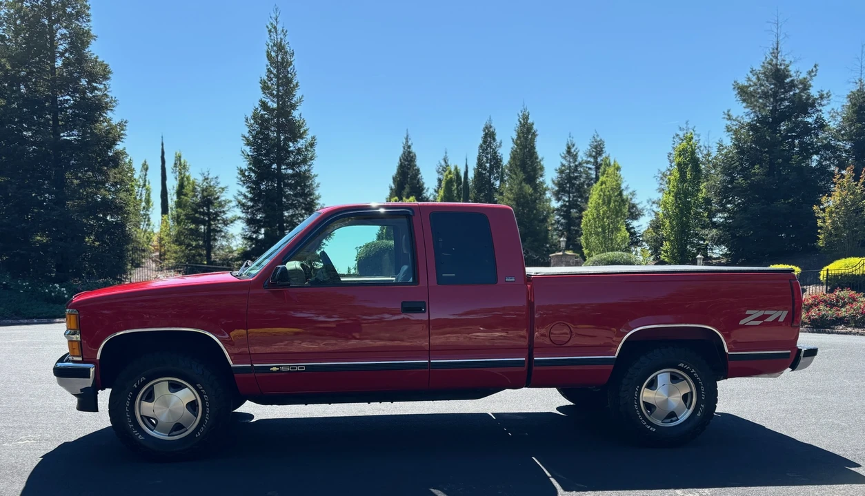 1995 Chevrolet C/K 4th Gen - Image 5 of 31