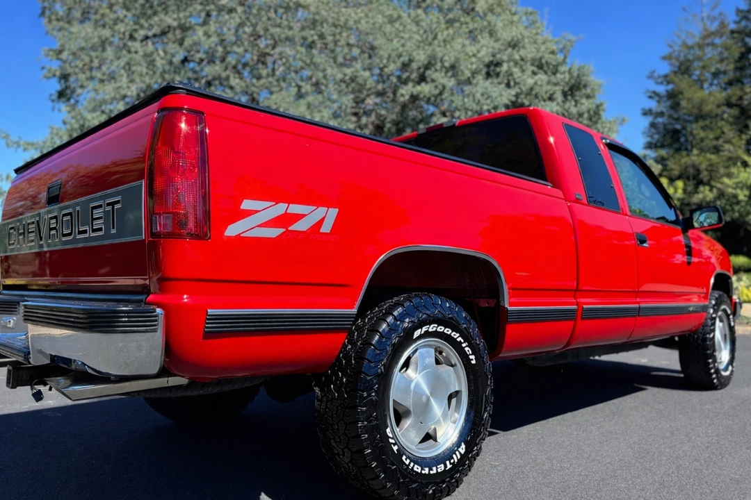1995 Chevrolet C/K 4th Gen - Image 19 of 31