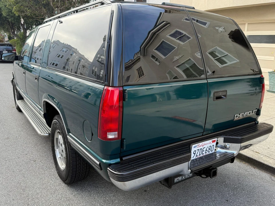 1995 Chevrolet Suburban 8th Gen - Image 6 of 31