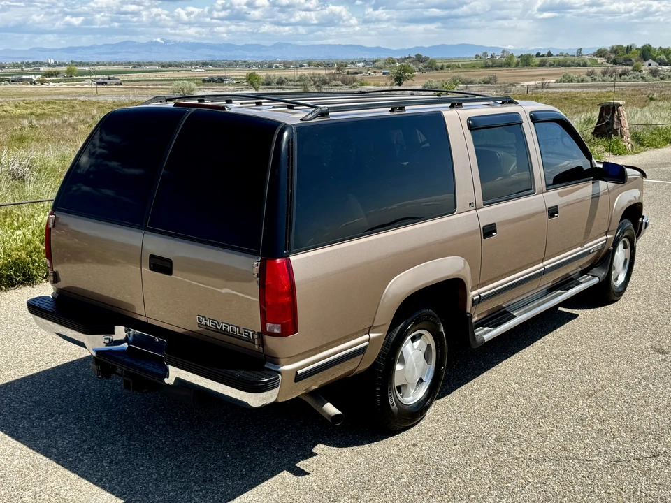 1995 Chevrolet - Image 14 of 31