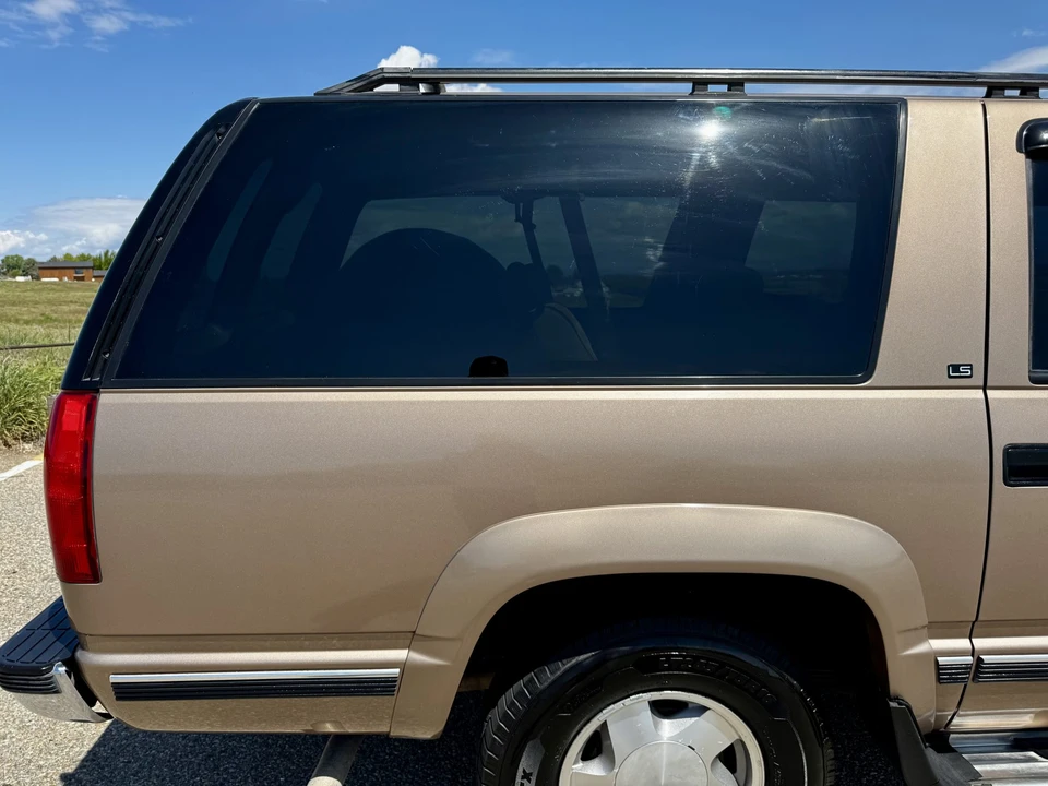 1995 Chevrolet - Image 27 of 31
