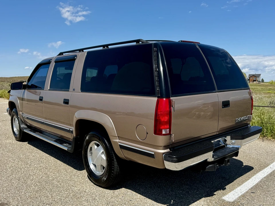 1995 Chevrolet - Image 16 of 31