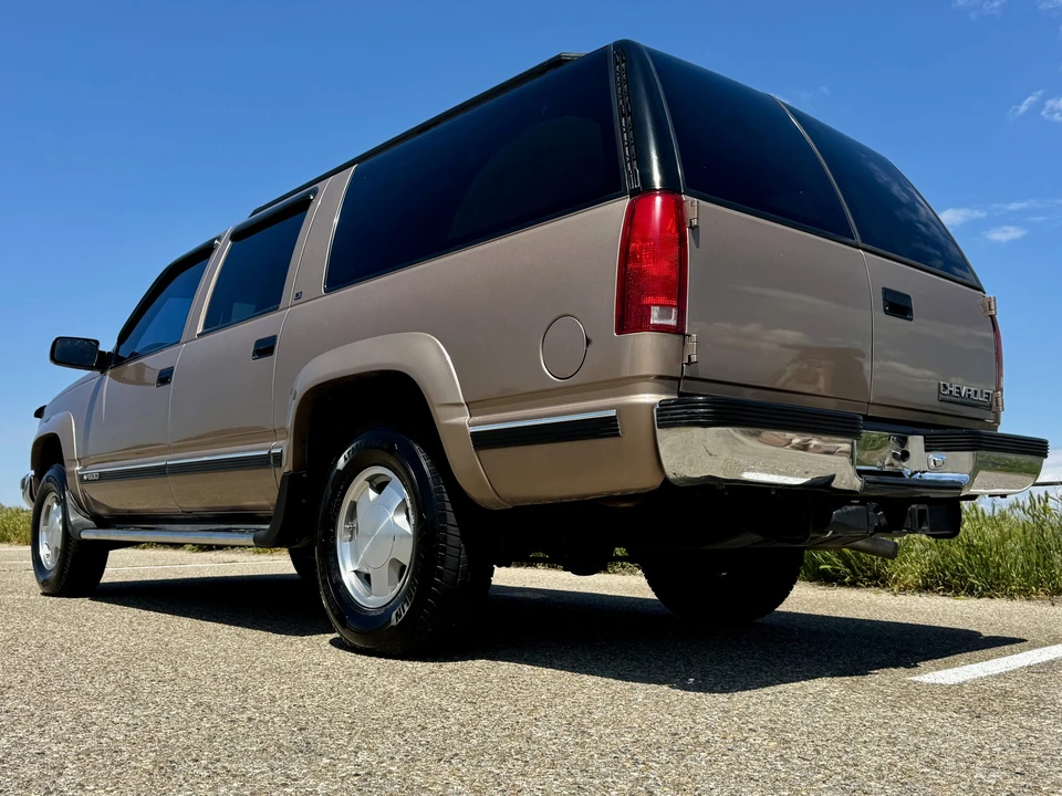 1995 Chevrolet - Image 17 of 31