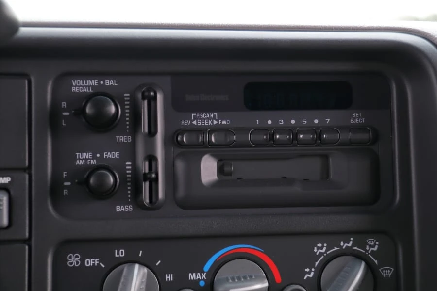 1995 Chevrolet C/K 4th Gen - Image 20 of 31