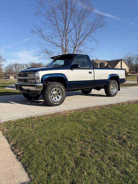 1995 Chevrolet C/K 4th Gen - Image 2 of 31