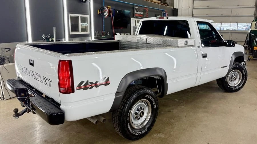 1995 Chevrolet C/K 4th Gen - Image 2 of 31