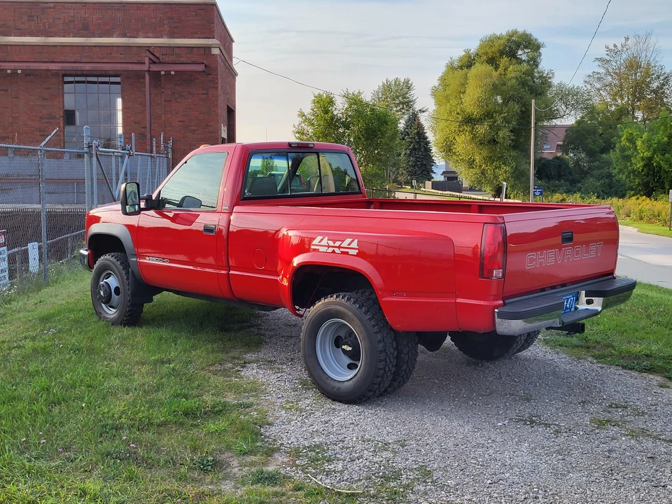 1995 Chevrolet C/K 4th Gen - Image 16 of 31