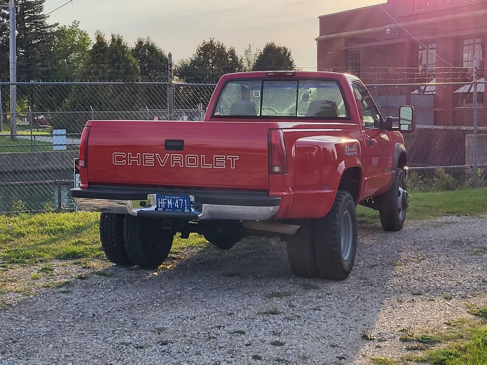 1995 Chevrolet C/K 4th Gen - Image 20 of 31