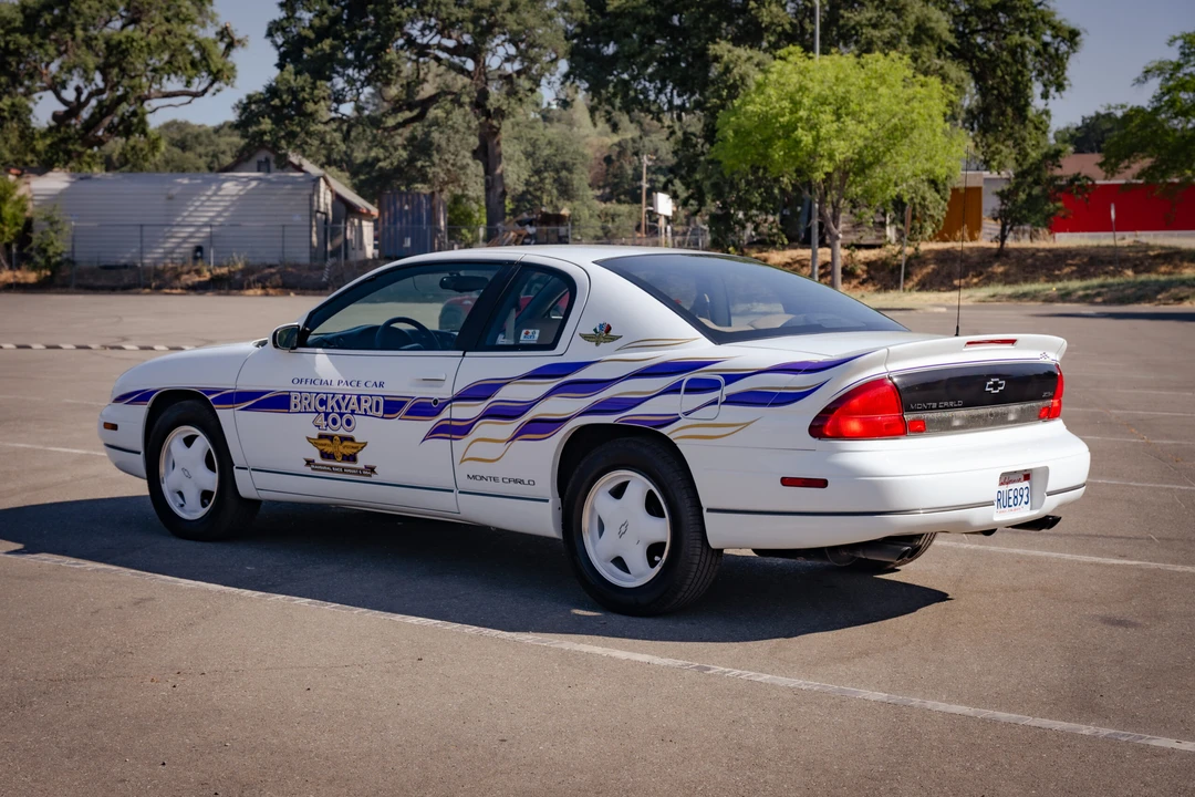1995 Chevrolet Monte Carlo 5th Gen - Image 5 of 31