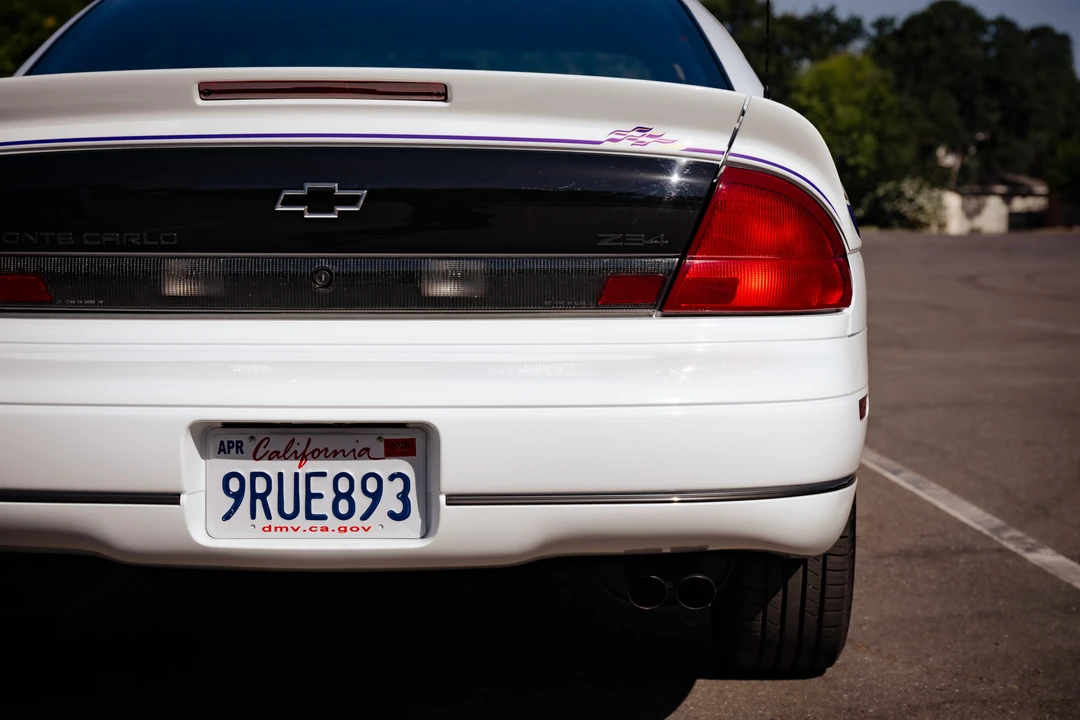 1995 Chevrolet Monte Carlo 5th Gen - Image 14 of 31