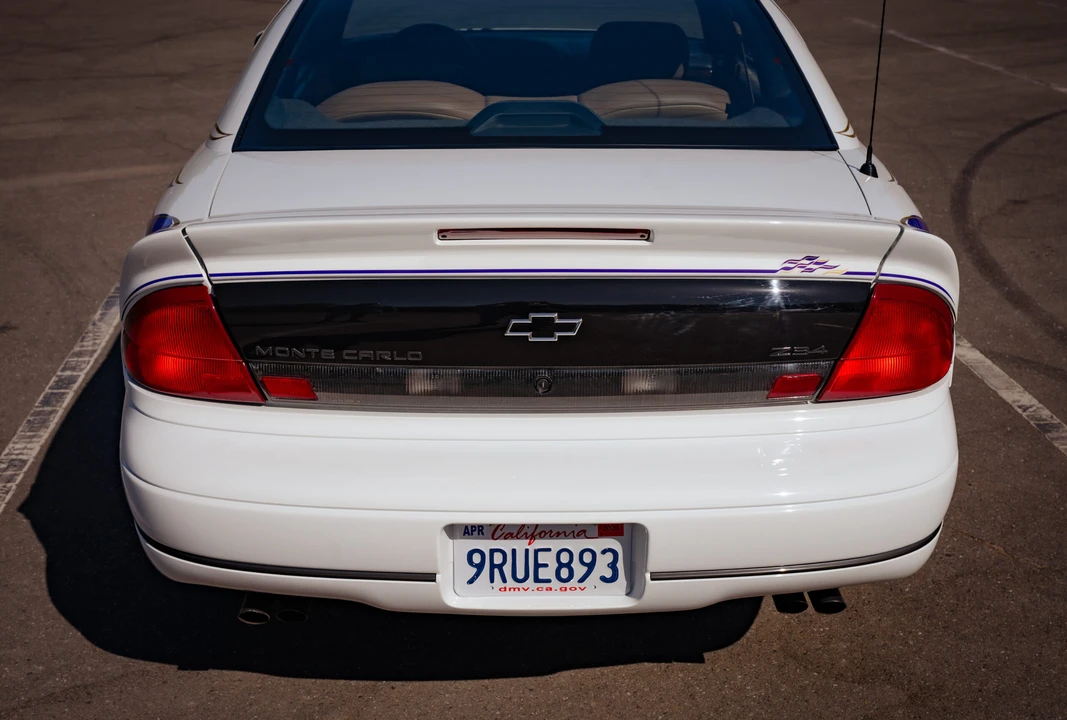 1995 Chevrolet Monte Carlo 5th Gen - Image 17 of 31