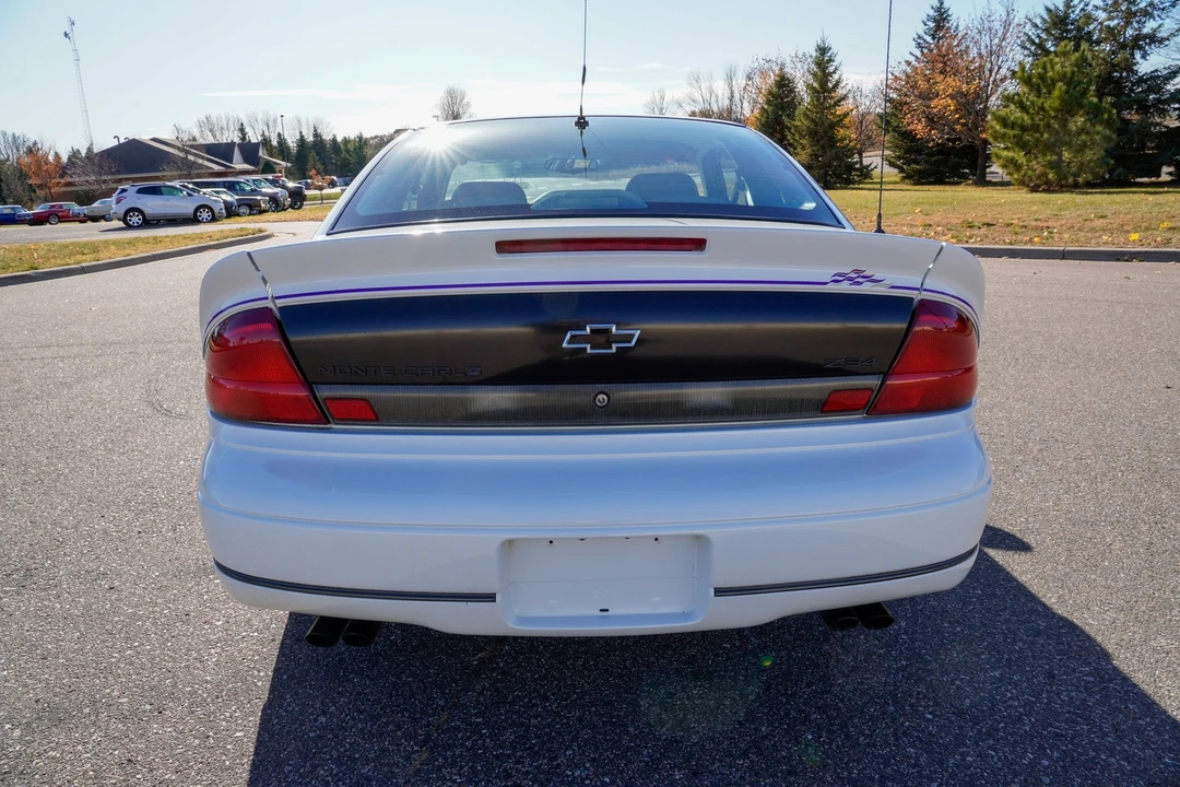 1995 Chevrolet Monte Carlo 6th Gen - Image 5 of 21