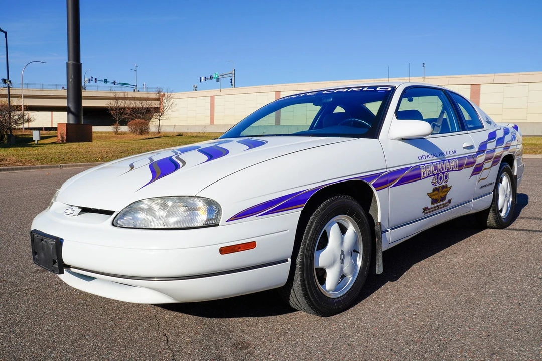 1995 Chevrolet Monte Carlo 5th Gen - Image 8 of 21
