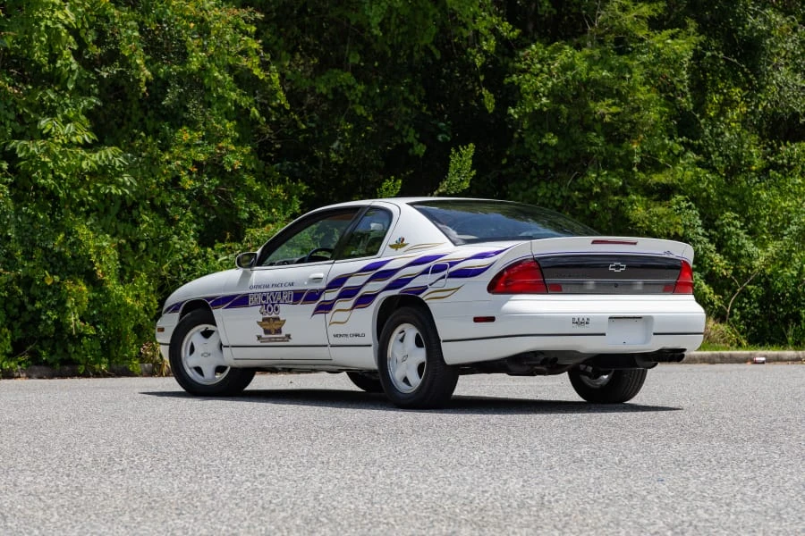 1995 Chevrolet Monte Carlo 5th Gen - Image 11 of 24
