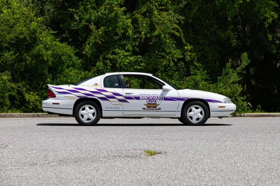 1995 Chevrolet Monte Carlo 5th Gen - Image 13 of 24