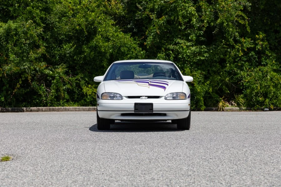 1995 Chevrolet Monte Carlo 5th Gen - Image 4 of 24