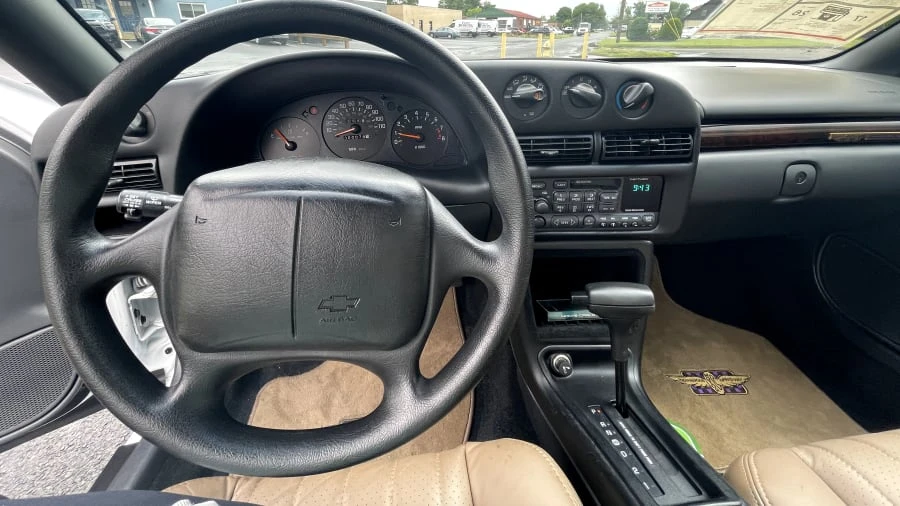 1995 Chevrolet Monte Carlo 5th Gen - Image 10 of 27