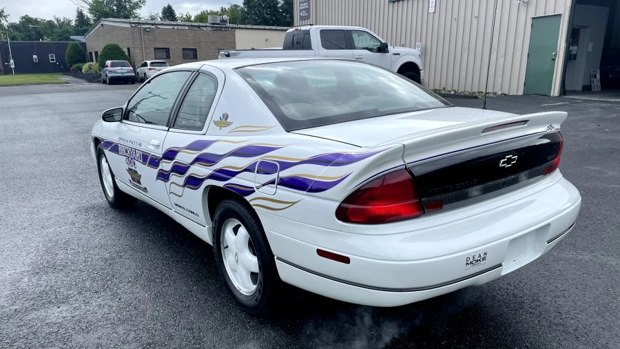 1995 Chevrolet Monte Carlo 5th Gen - Image 3 of 27
