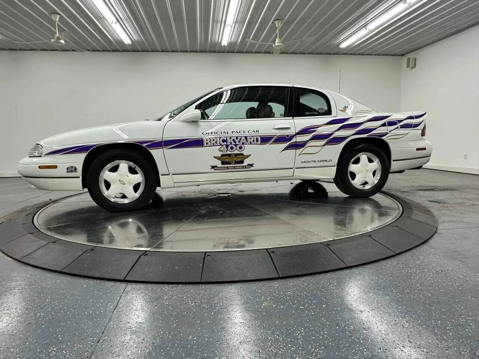1995 Chevrolet Monte Carlo 5th Gen - Image 7 of 31