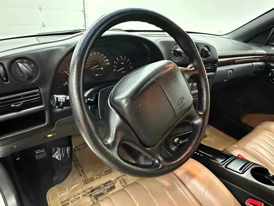 1995 Chevrolet Monte Carlo 5th Gen - Image 26 of 31