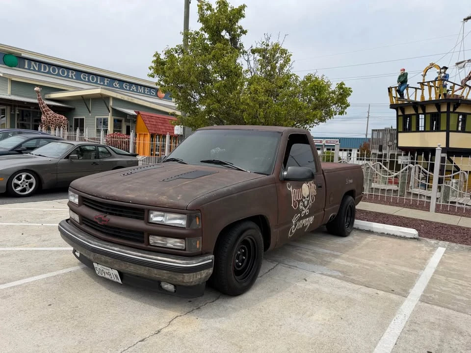 1995 Chevrolet C/K - Image 2 of 15