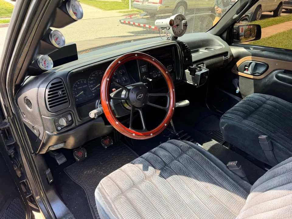 1995 Chevrolet C/K - Image 10 of 15