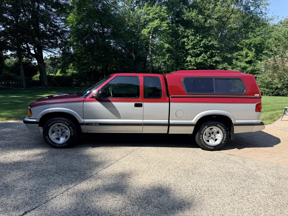 1995 Chevrolet S-10 - Image 6 of 31