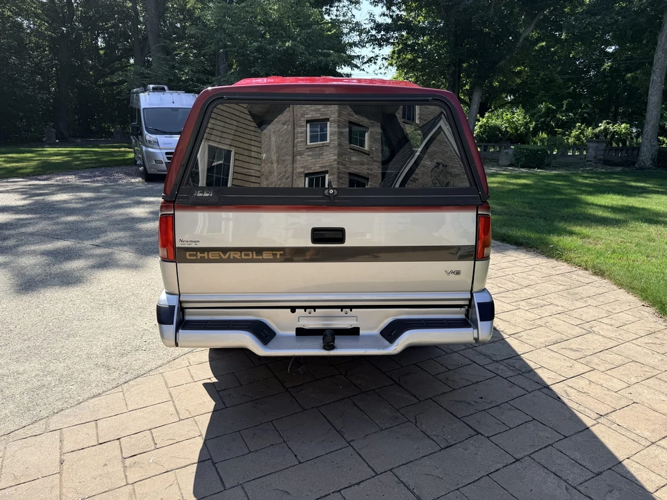 1995 Chevrolet S-10 - Image 8 of 31