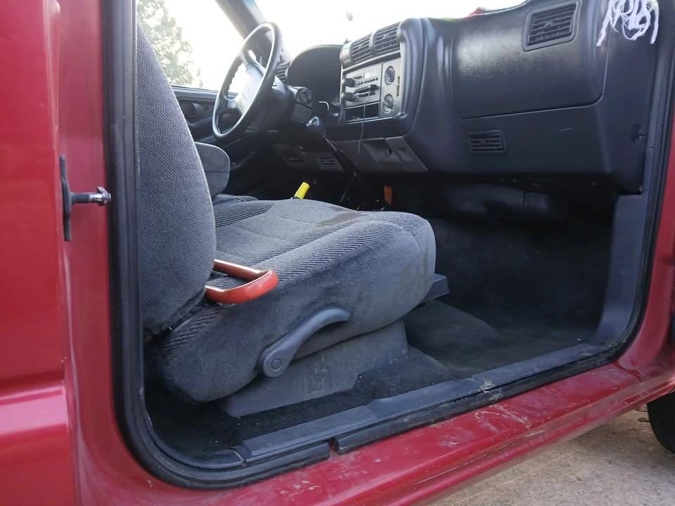 1995 Chevrolet S-10 - Image 4 of 7