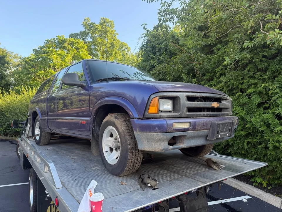 1995 Chevrolet S-10 - Image 2 of 2