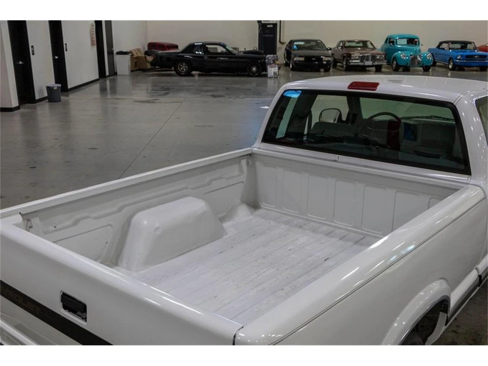 1995 Chevrolet S-10 - Image 20 of 31