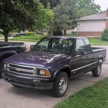 1995 Chevrolet S10 LS Extended Cab