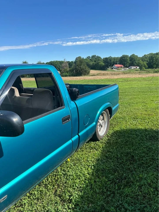1995 Chevrolet S-10 - Image 5 of 6