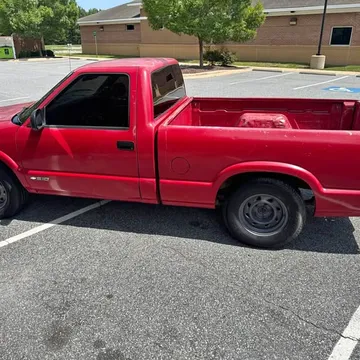 1995 Chevrolet S10 Regular Cab Base