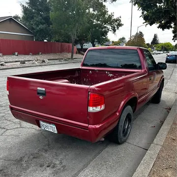 1995 Chevrolet S10 Regular Cab EL Short Bed