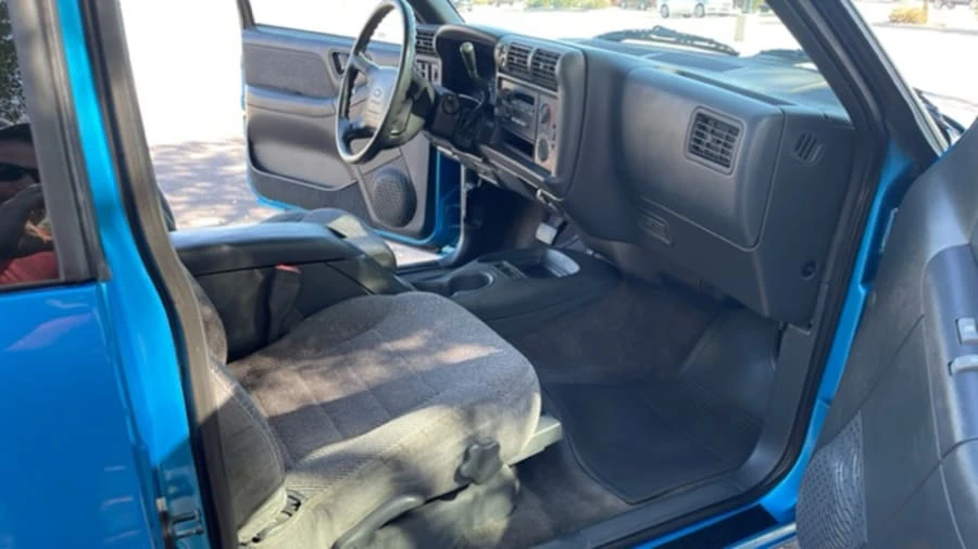 1995 Chevrolet S-10 - Image 7 of 14