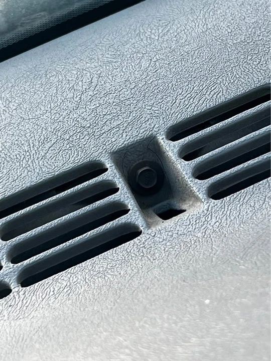 1995 Chevrolet Silverado - Image 14 of 17