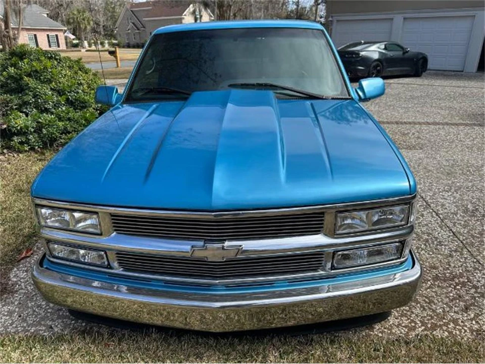 1995 Chevrolet Silverado - Image 11 of 16